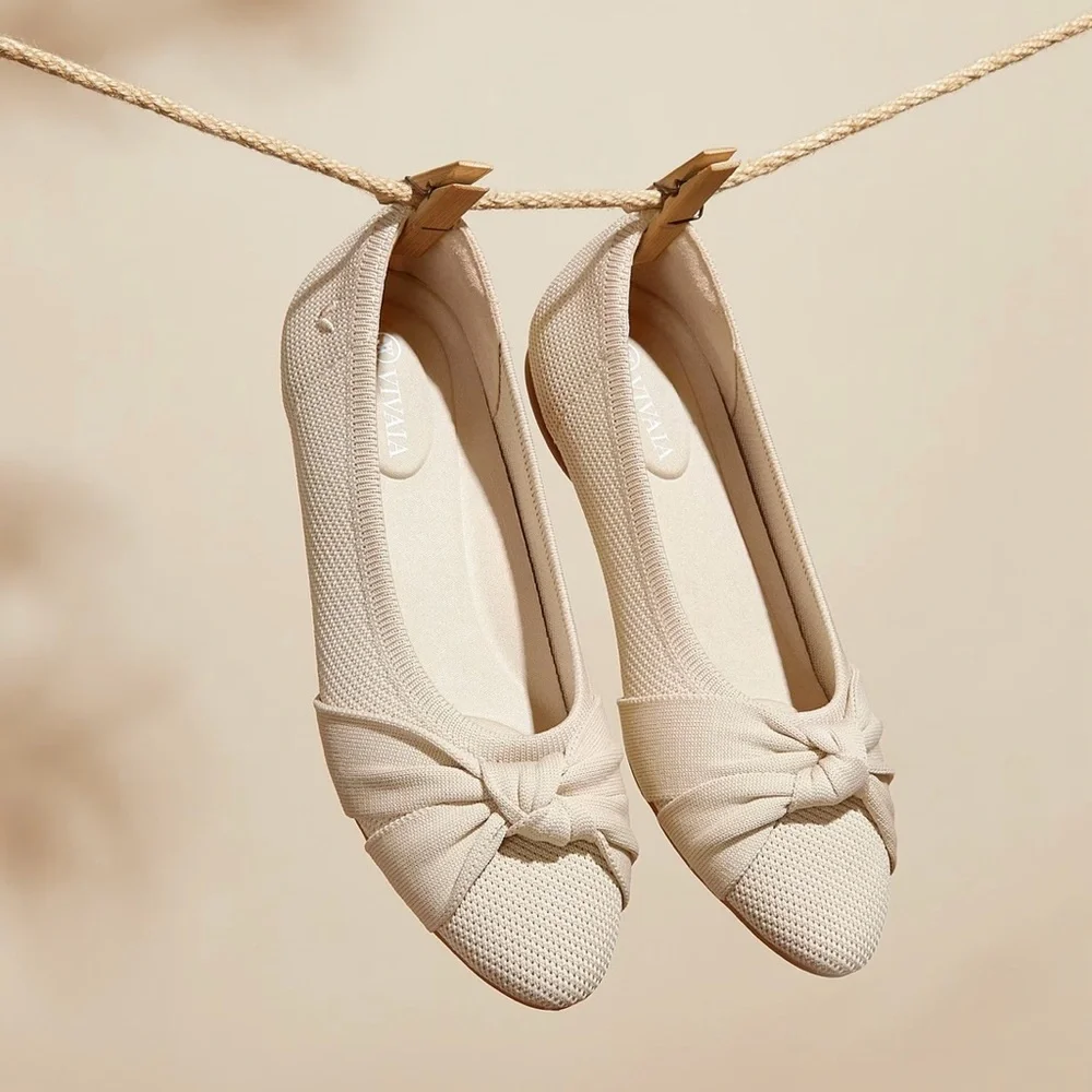 Stylish Beige Women's Flats - Picture 9 of 10